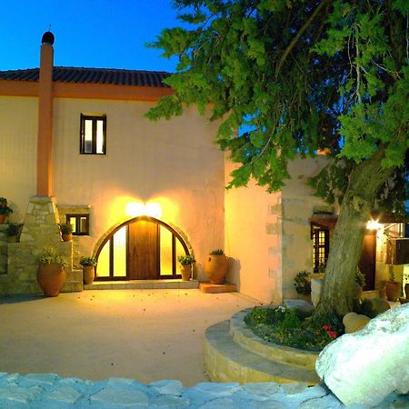 Mouri Villa Mourion  Экстерьер фото