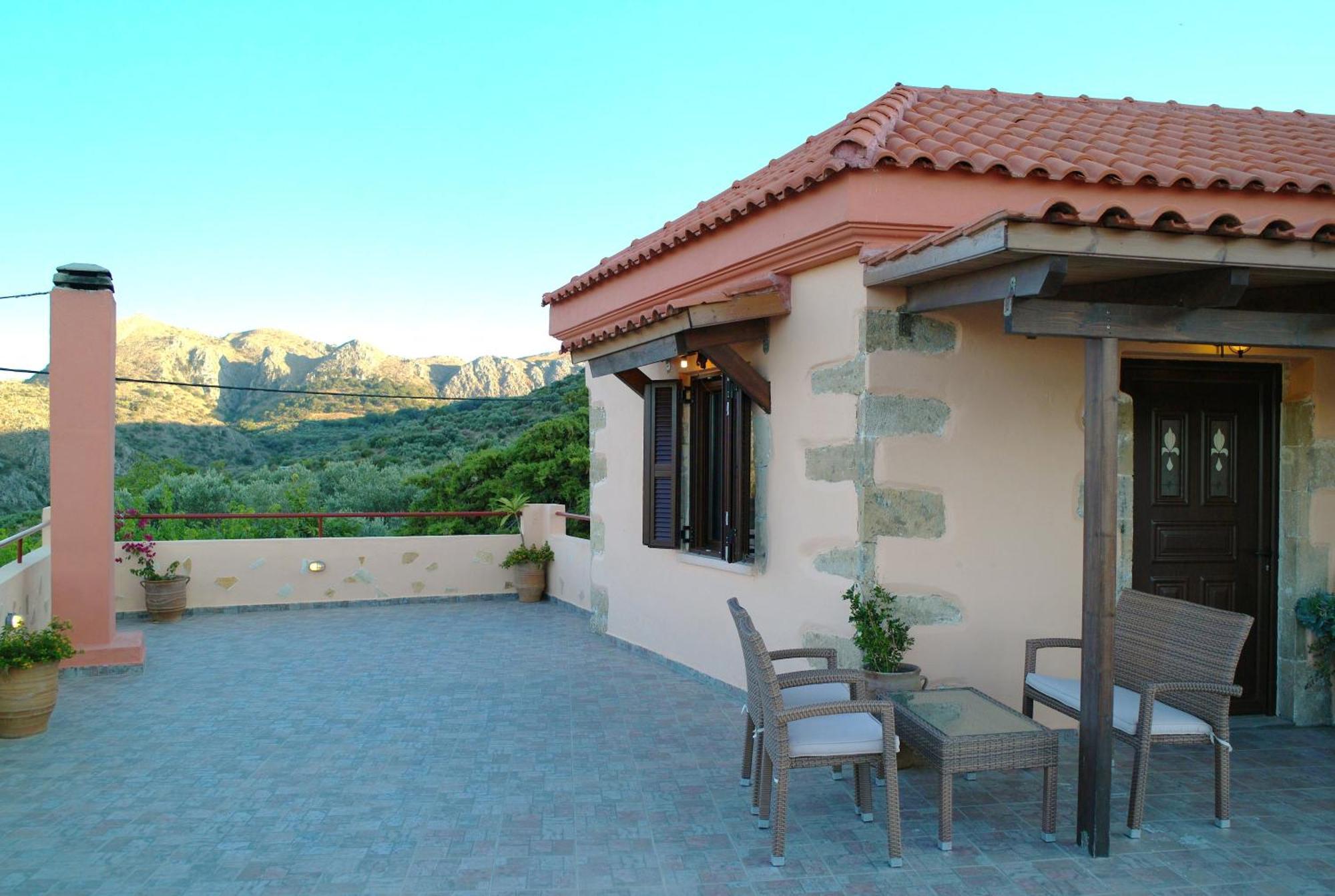 Mouri Villa Mourion  Экстерьер фото
