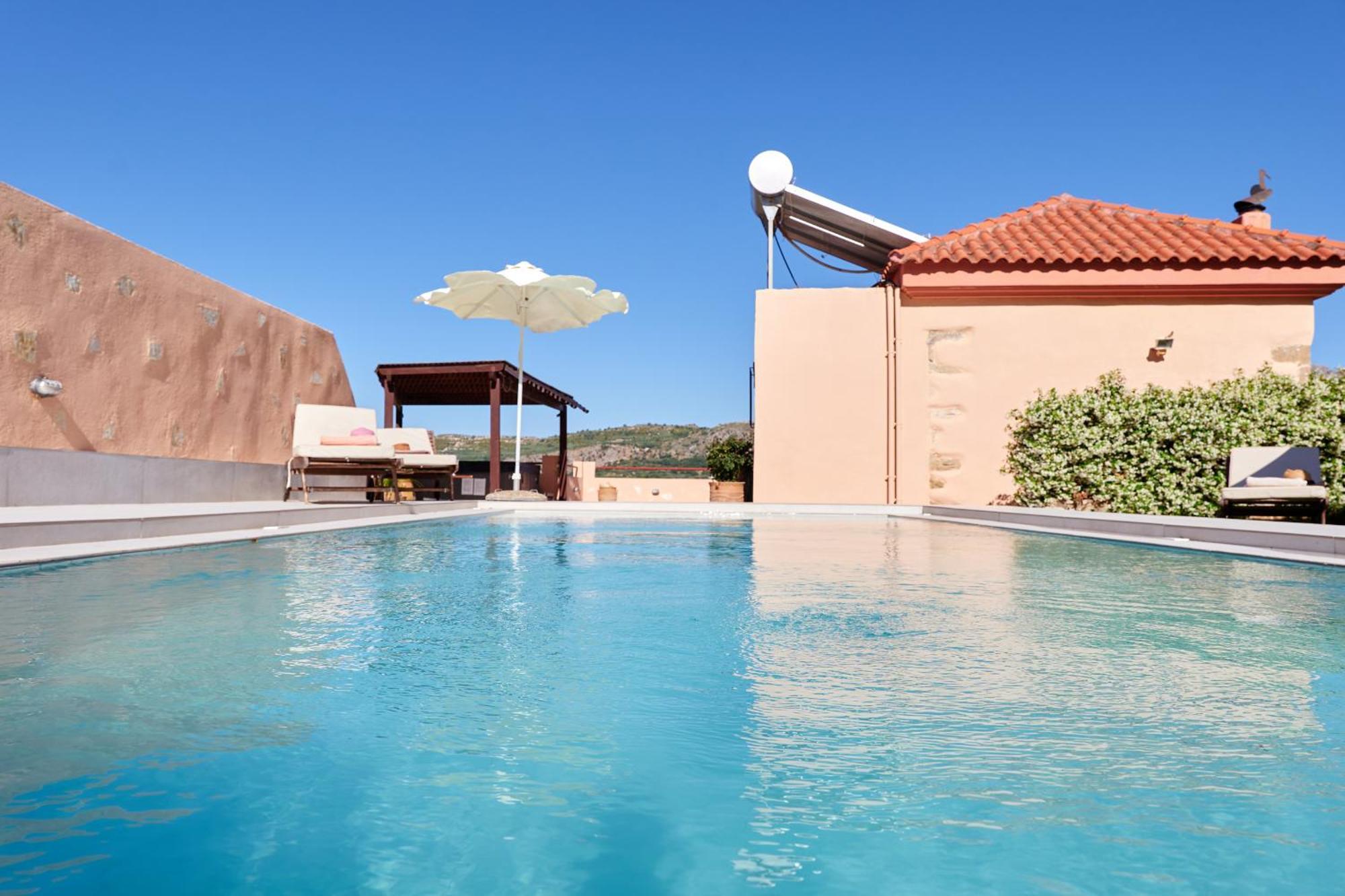 Mouri Villa Mourion  Экстерьер фото
