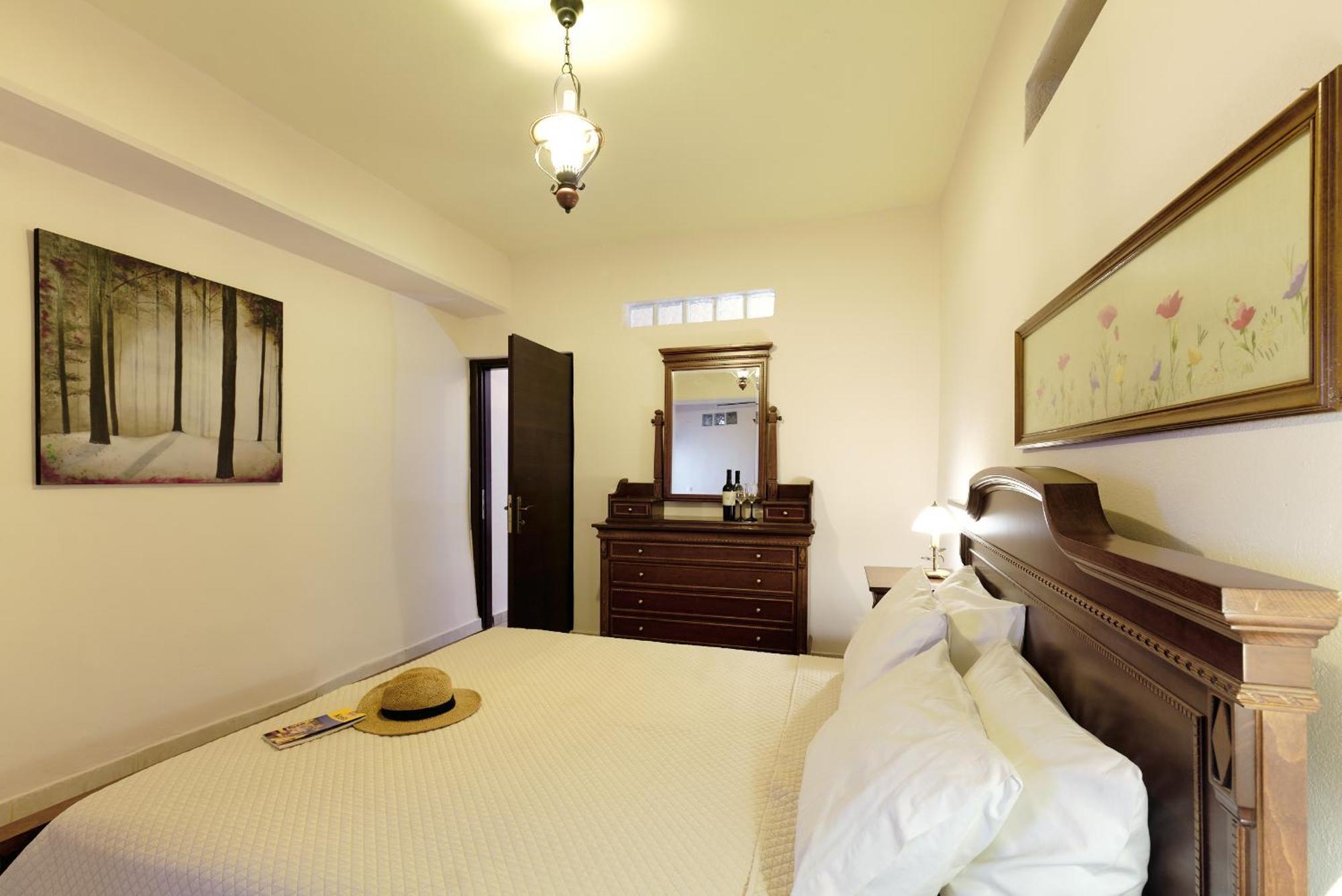 Mouri Villa Mourion  Экстерьер фото