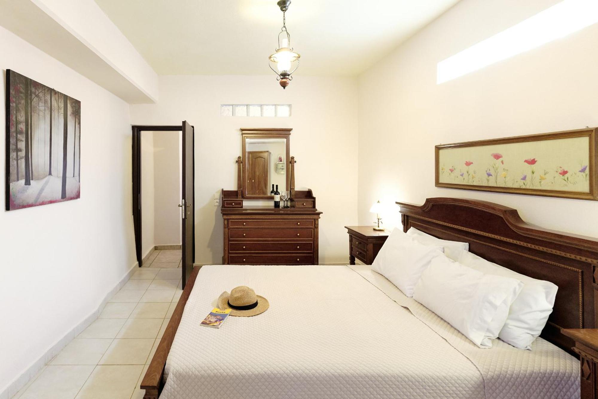 Mouri Villa Mourion  Экстерьер фото