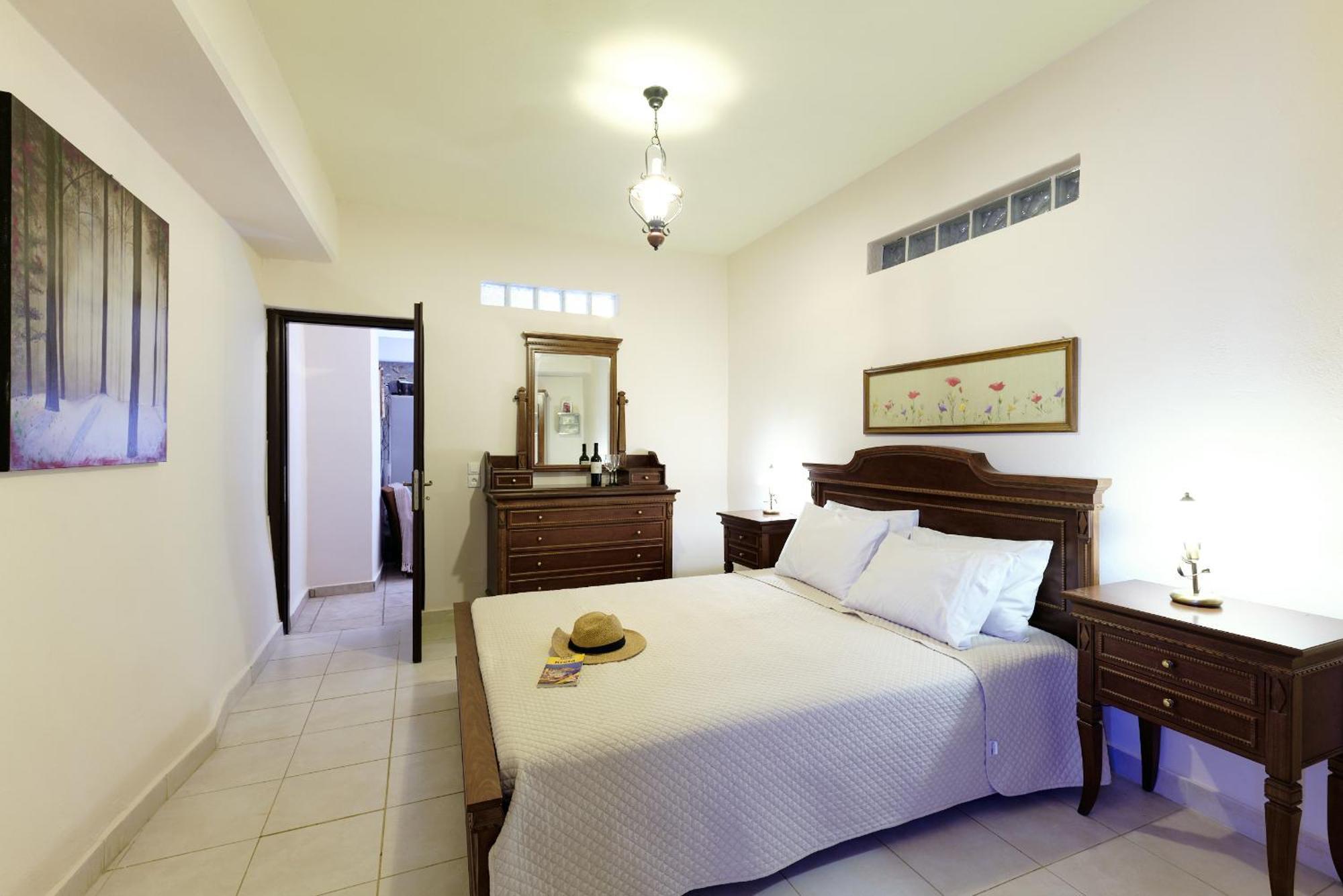 Mouri Villa Mourion  Экстерьер фото