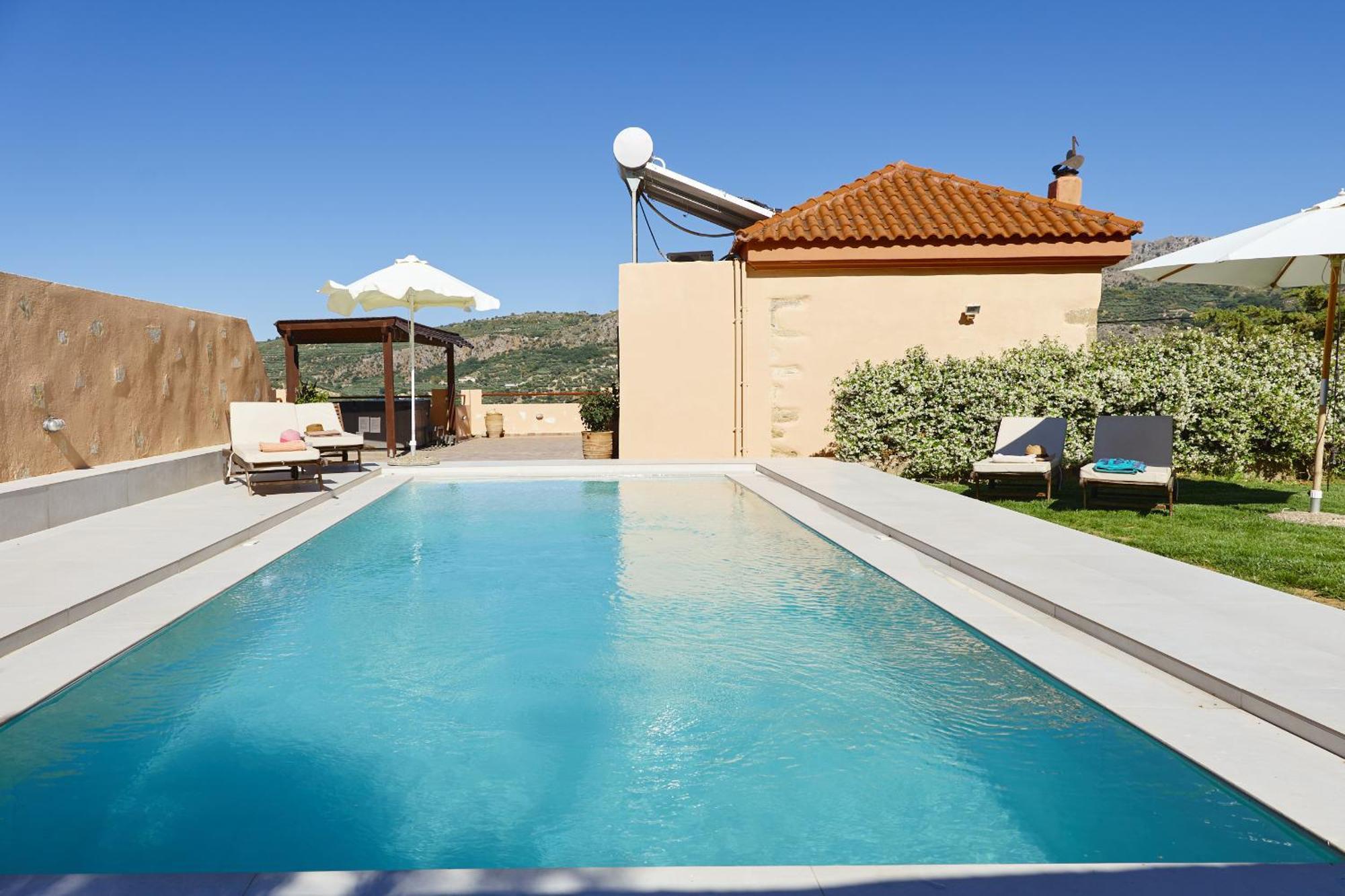 Mouri Villa Mourion  Экстерьер фото