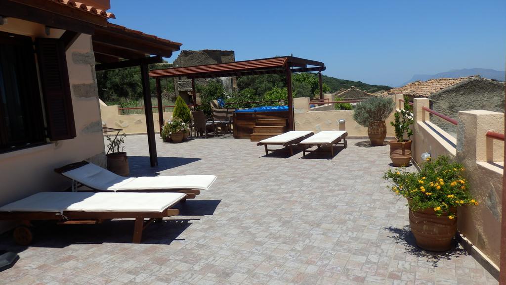 Mouri Villa Mourion  Экстерьер фото